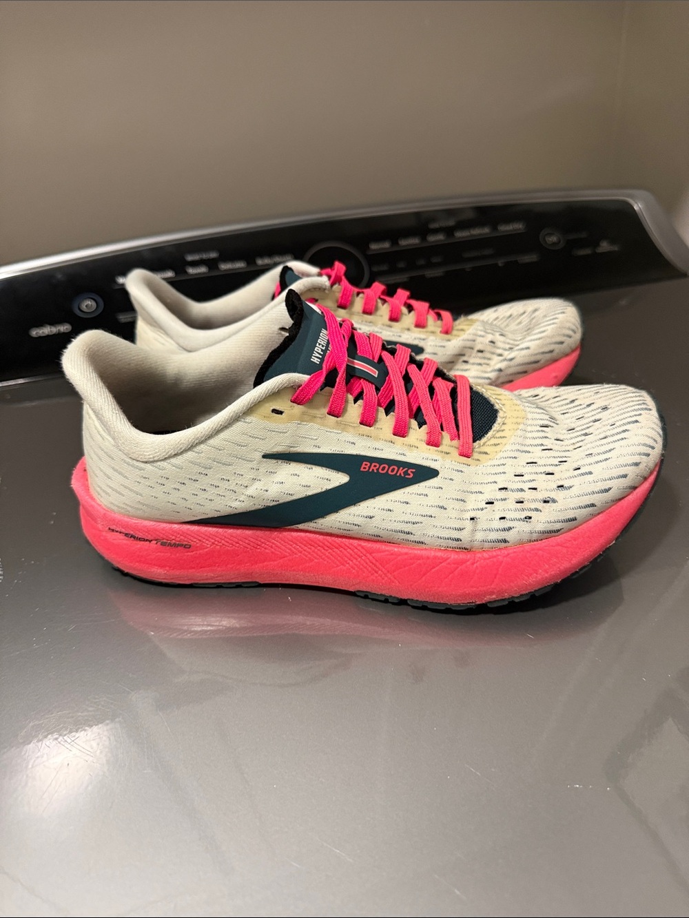 Brooks Women’s Athletic Shoes - light grey and HOT Pink